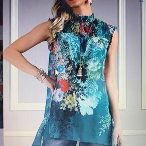 Green floral smocked yoke tunic